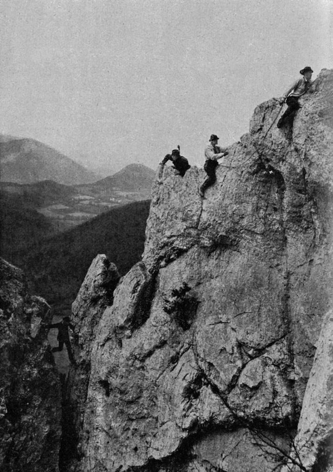 Peilstein, Seilschaft (um 1908), Formation Hahnenkamm, Vitkor Frank, Michael Holzer, Bergklettern, Berge