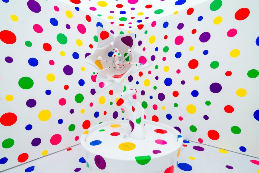 Yayoi Kusama, Punkte, Blume, Kunst, Raum, japanische Künstlerien, carpe diem